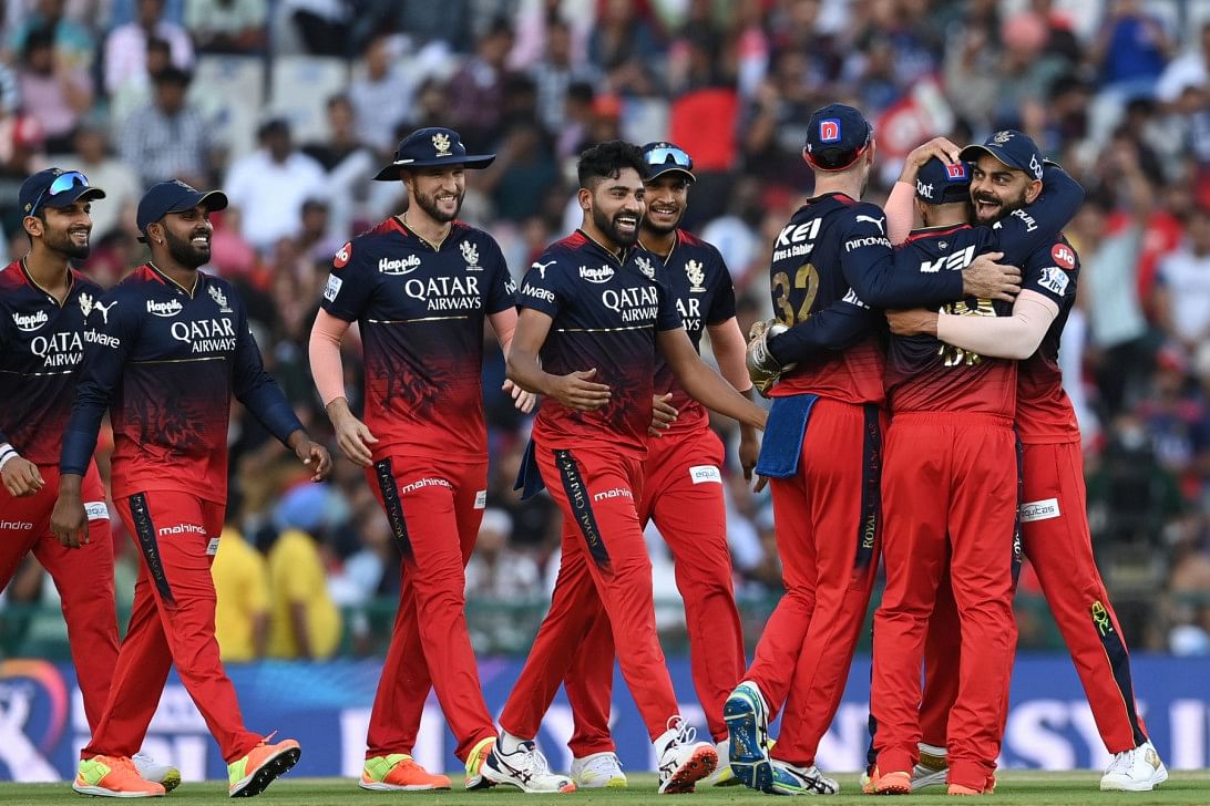 Du-plessis-siraj-help-bangalore-down-punjab