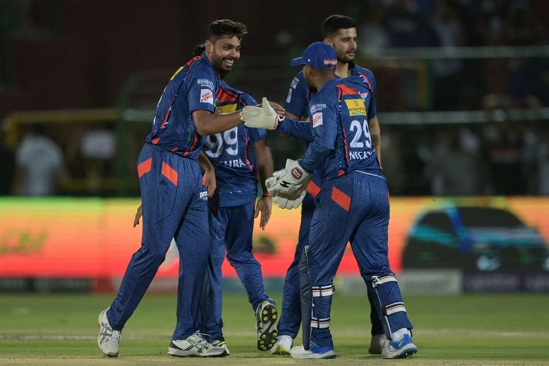 Stoinis-avesh-help-lucknow-edge-rajasthan-in-ipl