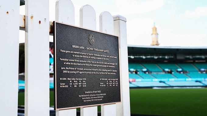 Tendulkar-lara-honoured-with-gates-at-sydney-cricket