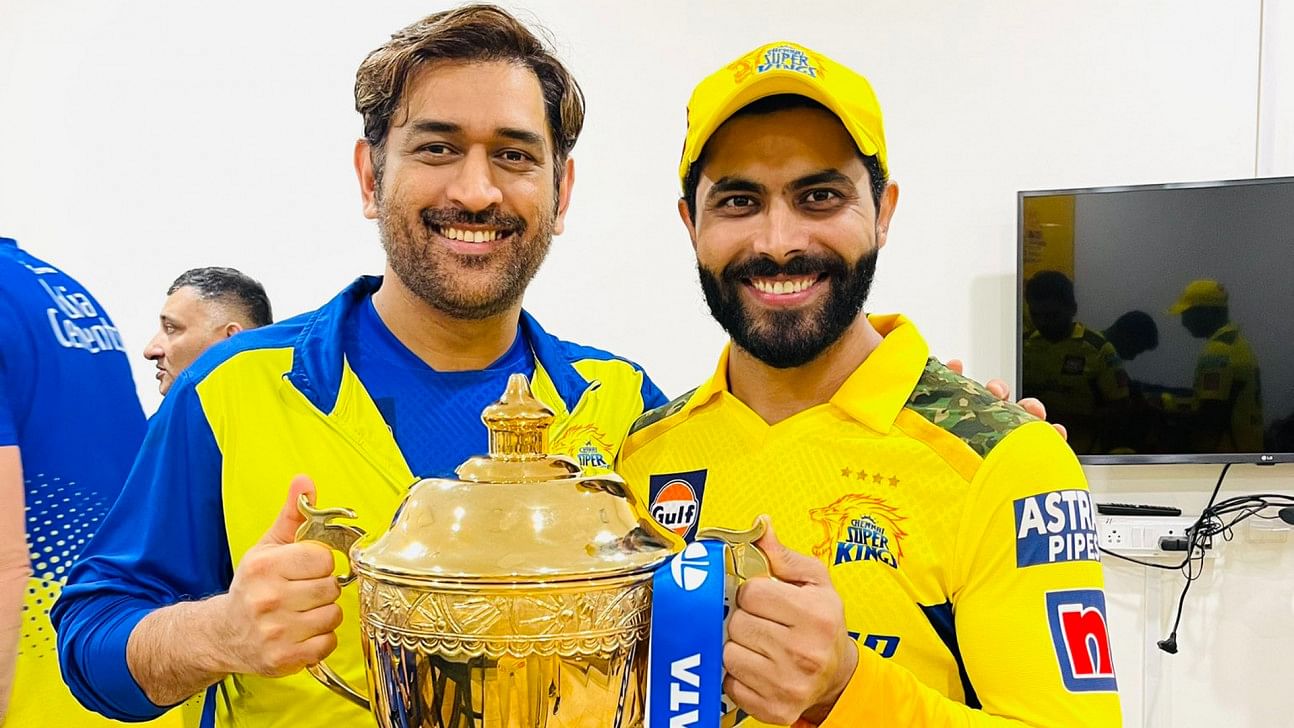 Amazing dhoni hailed as one of a kind a17c938