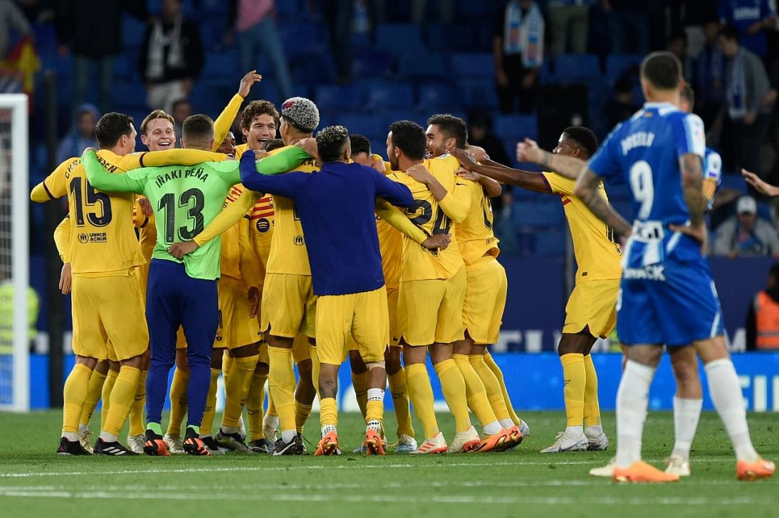 Barcelona win la liga title with espanyol rout 1c2bdcc