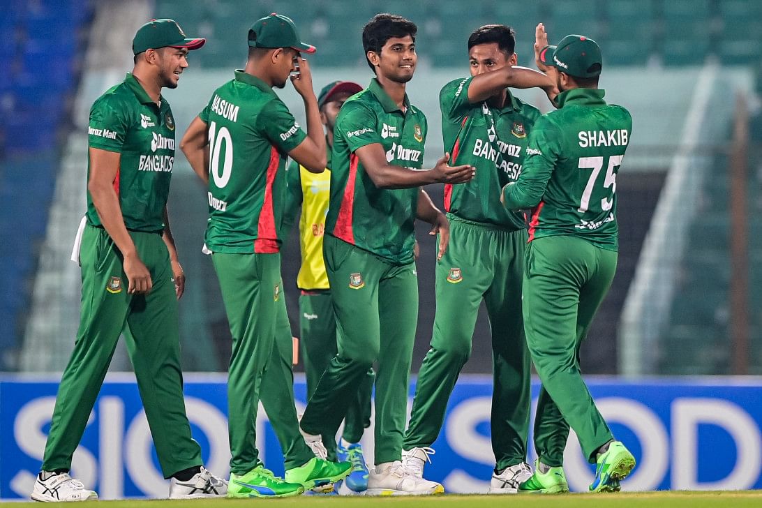 Hasan dismisses doheny to leave ireland two down inside powerplay 0