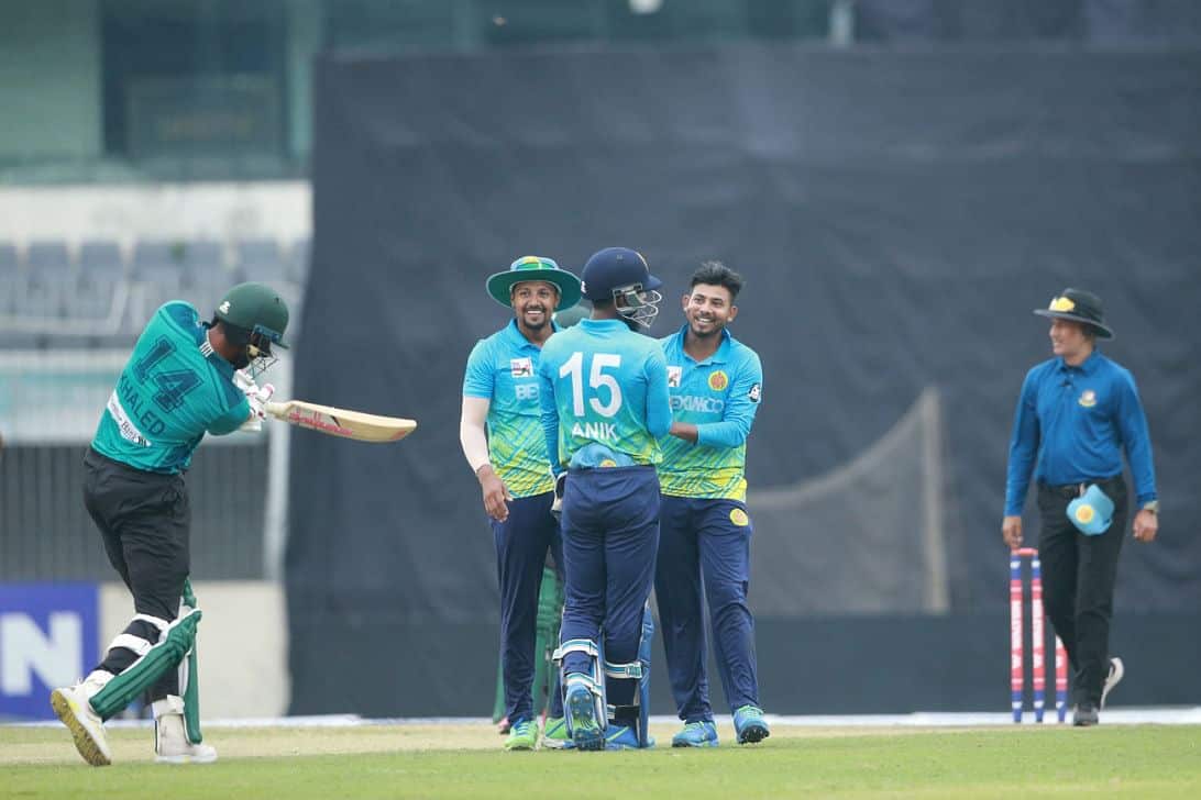 Mosaddek heroics take abahani top with win against msc 27cc6a4