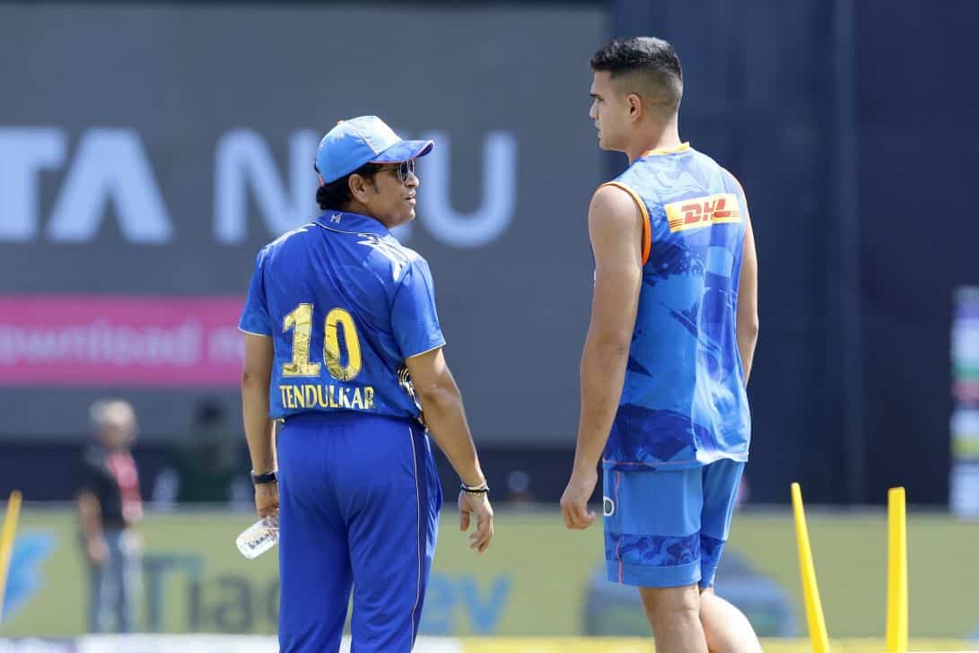 World of pressure as tendulkars son steps out of fathers shadow 6b6fc6f