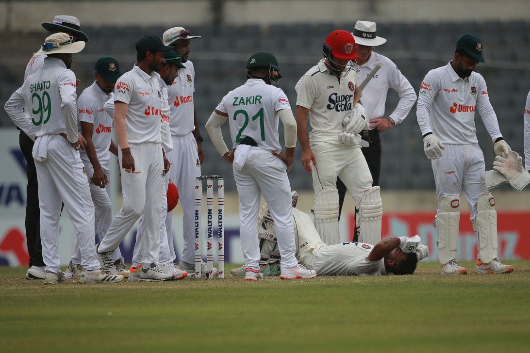 Afghanistan skipper shahidi retired hurt after taskin bouncernbsp 41f8650