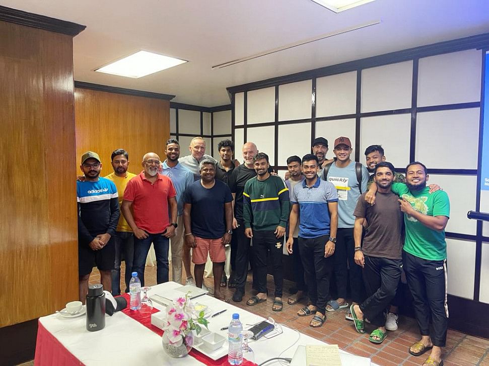 Bcbnbsppsychologist alan brown conducts session ahead of afghanistan test d2c1b99