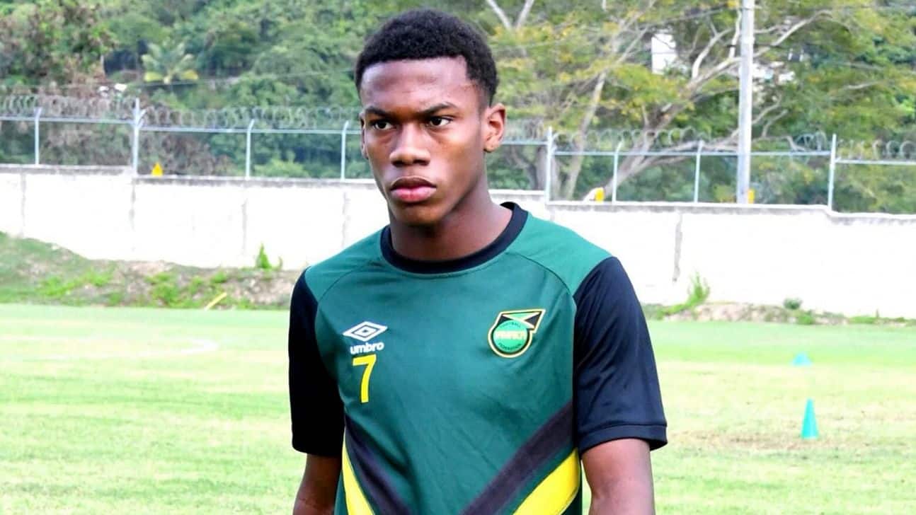 Chelsea sign 17 year old jamaica international richards 3bf299a