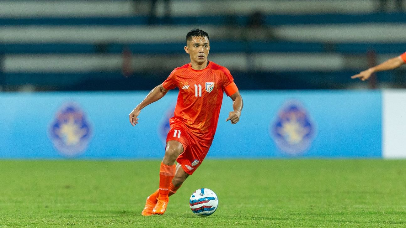 I am not better than others, i am just too good-looking: chhetri 0
