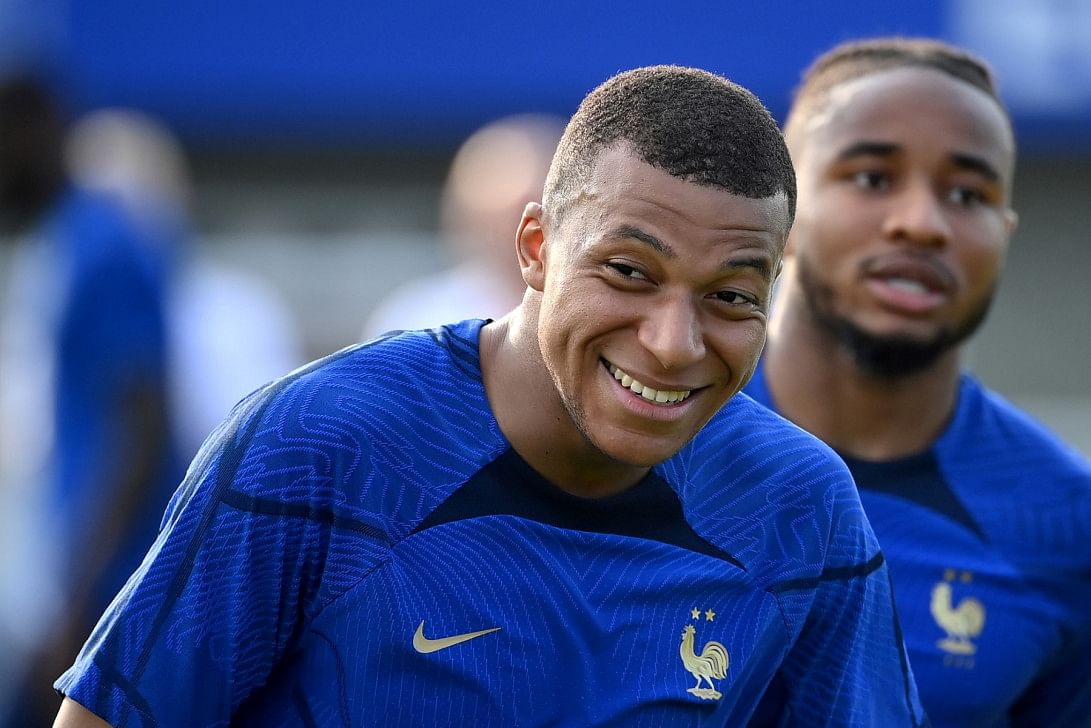 Mbappe tells afp he never discussed extending psg contract d3df297
