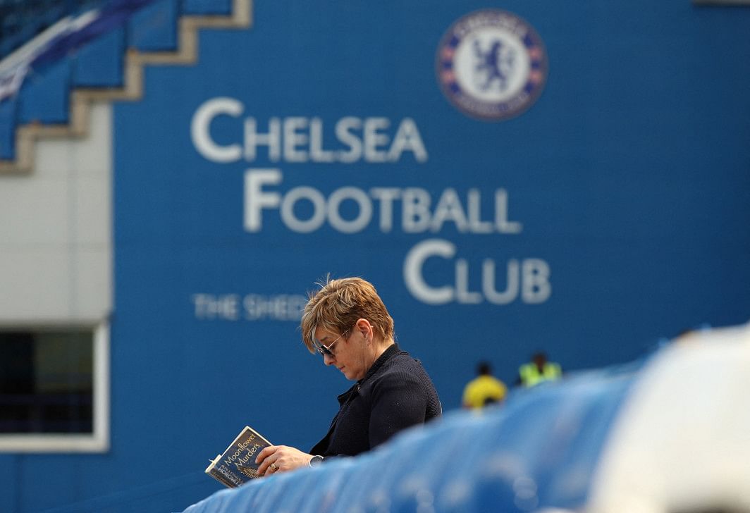 Rivals seek to profit from chelseas fire sale 2999c4f