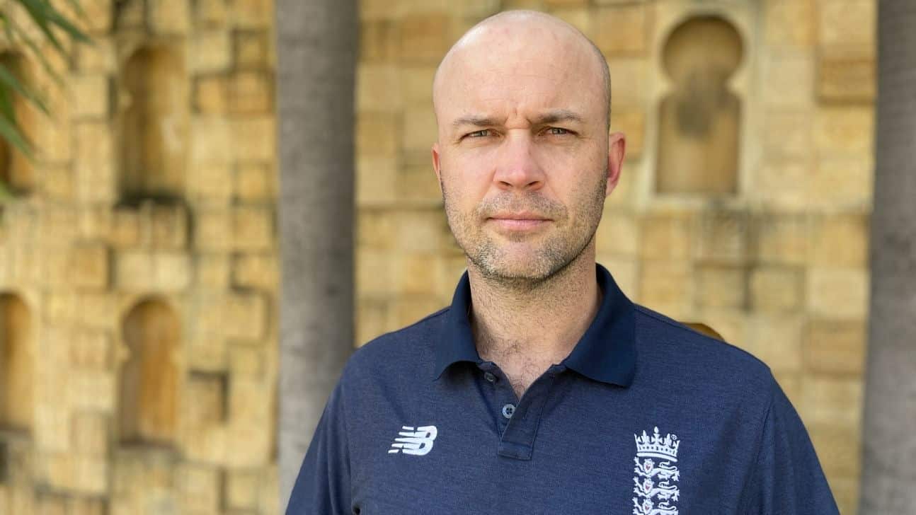 Trott laments bowling effort f6431ea