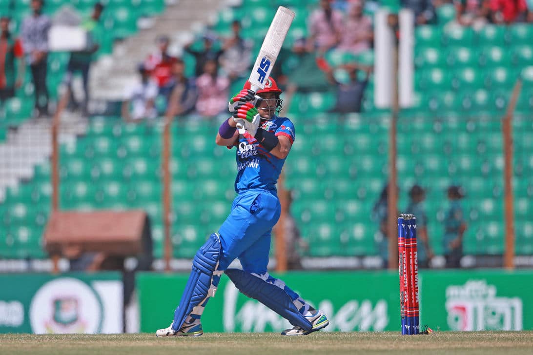 Afghan openers thrive against indisciplined bowling2