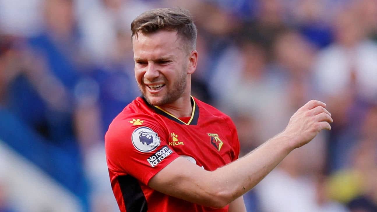 Former man utd midfielder cleverley announces retirement 1c6ba19