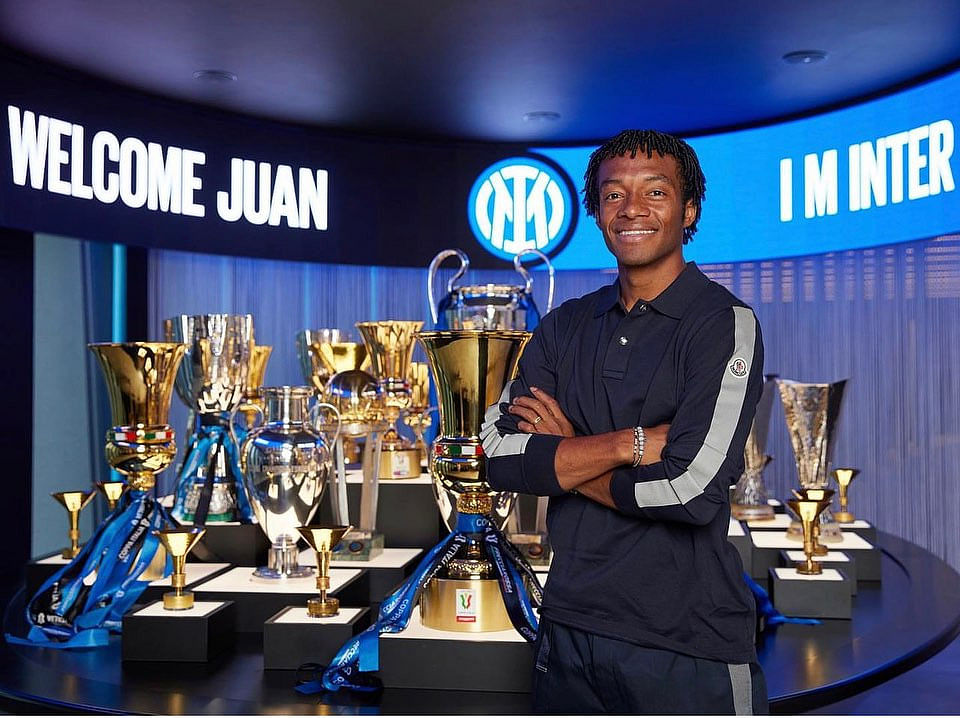 Inter sign free agent cuadrado to fan fury 1624ab5