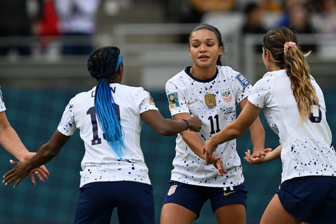 Smith scores brace to power holders usa past vietnam 9bc803a