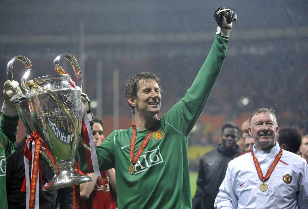 Van der sar moved to dutch hospital af268af