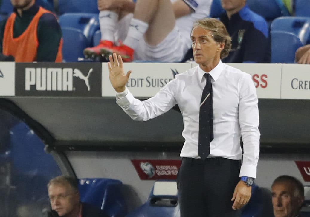 Mancini resigns as italy coach b993559