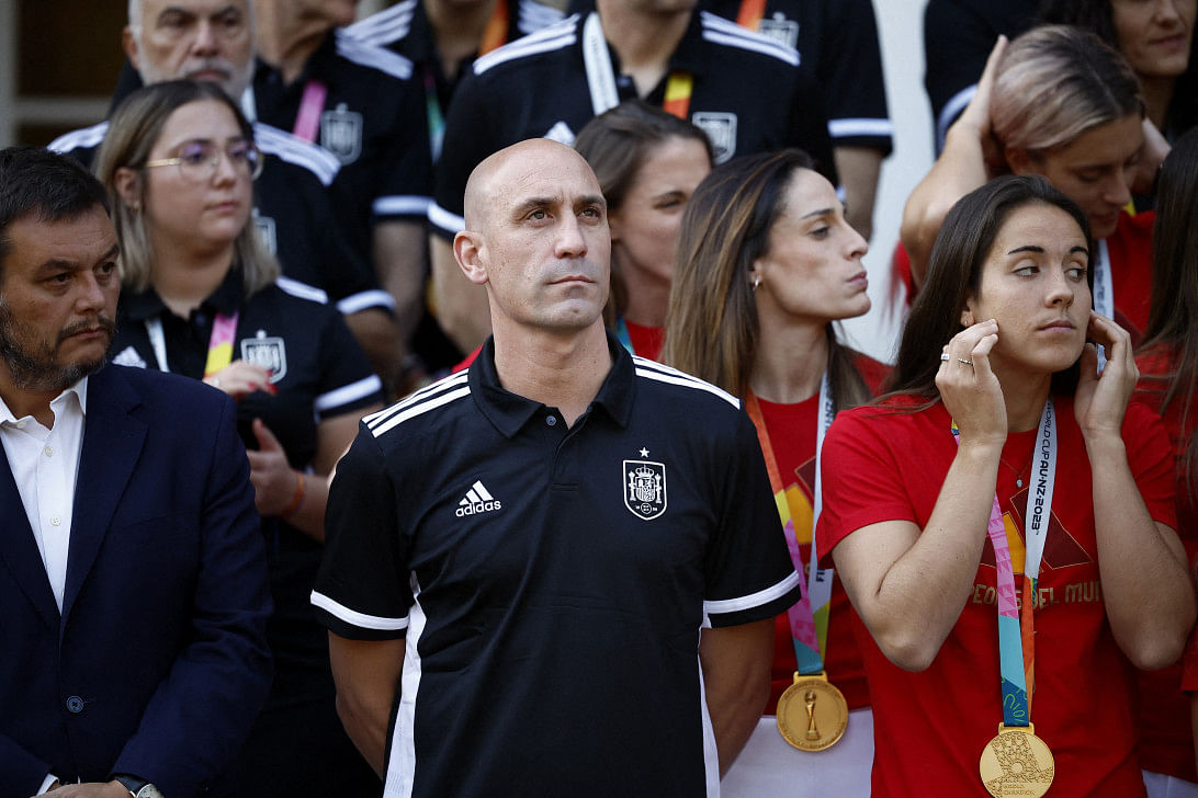 Spanish federation chief to quit over kiss scandal report 08fbc4c