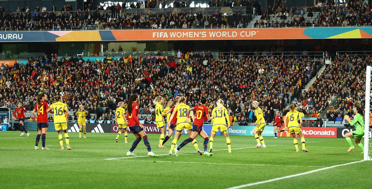 Womens world cup sets crowd records in new zealand 4fd9339