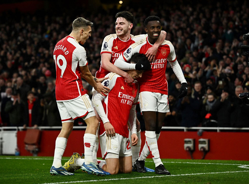 Arsenal move top of premier league with 2-0 win over brighton0