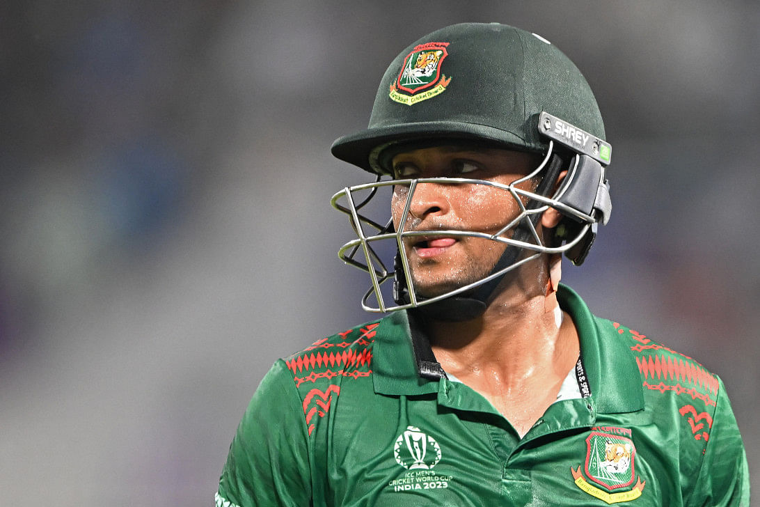 Bangladesh all out for 204 1 Bangladesh all out for 2040