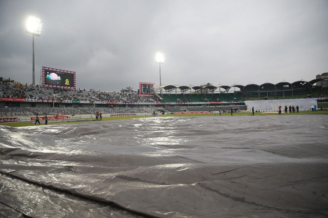 Bangladesh end gloomy day 3 with slender lead0