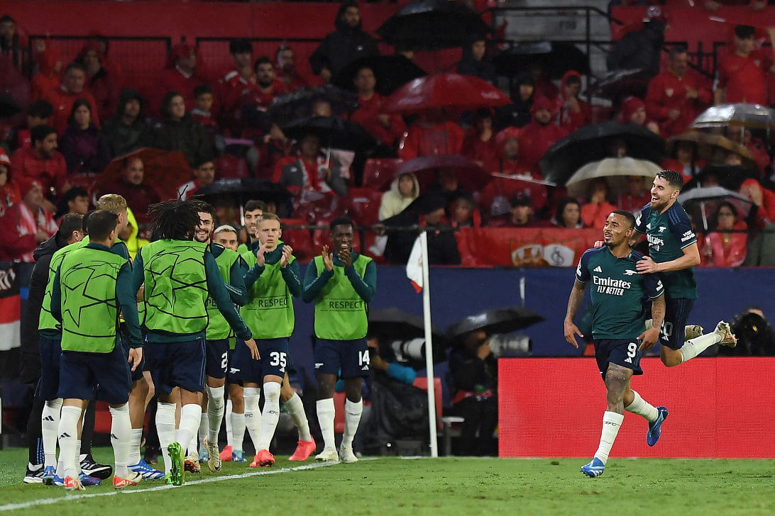 Classy jesus steers arsenal to win over sevilla0