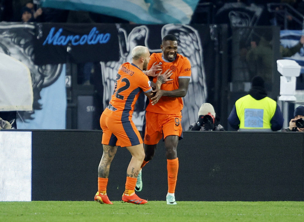 Dynamic duo martinez and thuram fire inter four points clear0