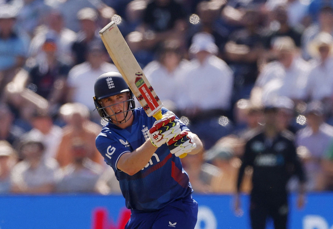 England pick brook instead of roy for world cup title defence0
