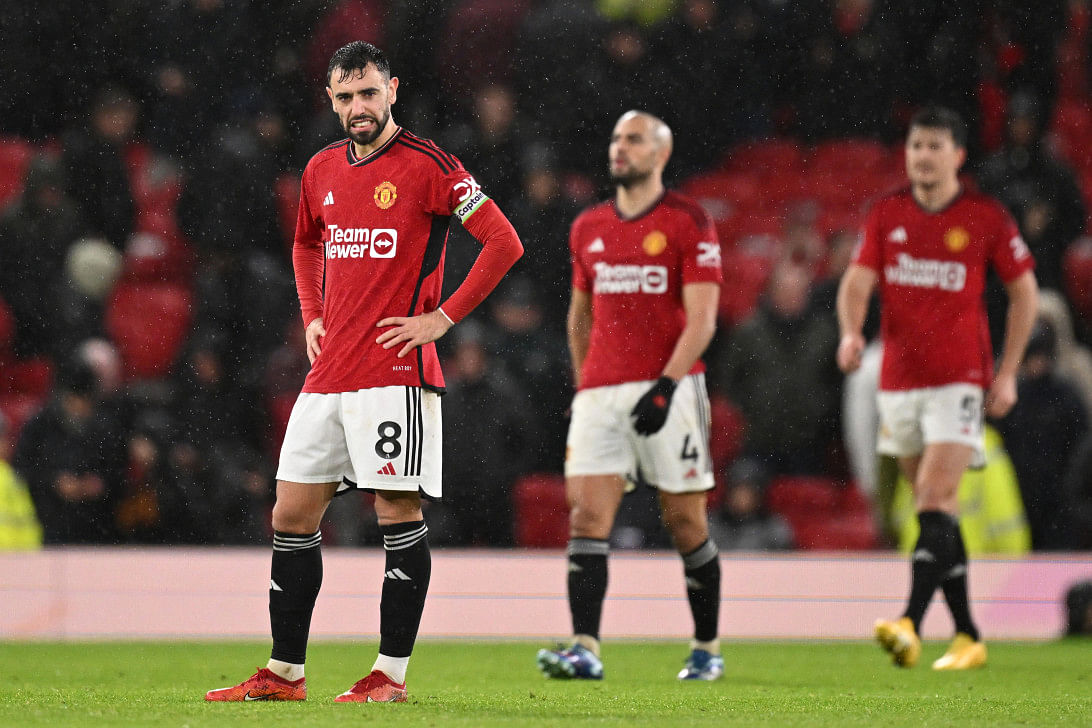 Fernandes apologises for man utd embarrassment against bournemouth0