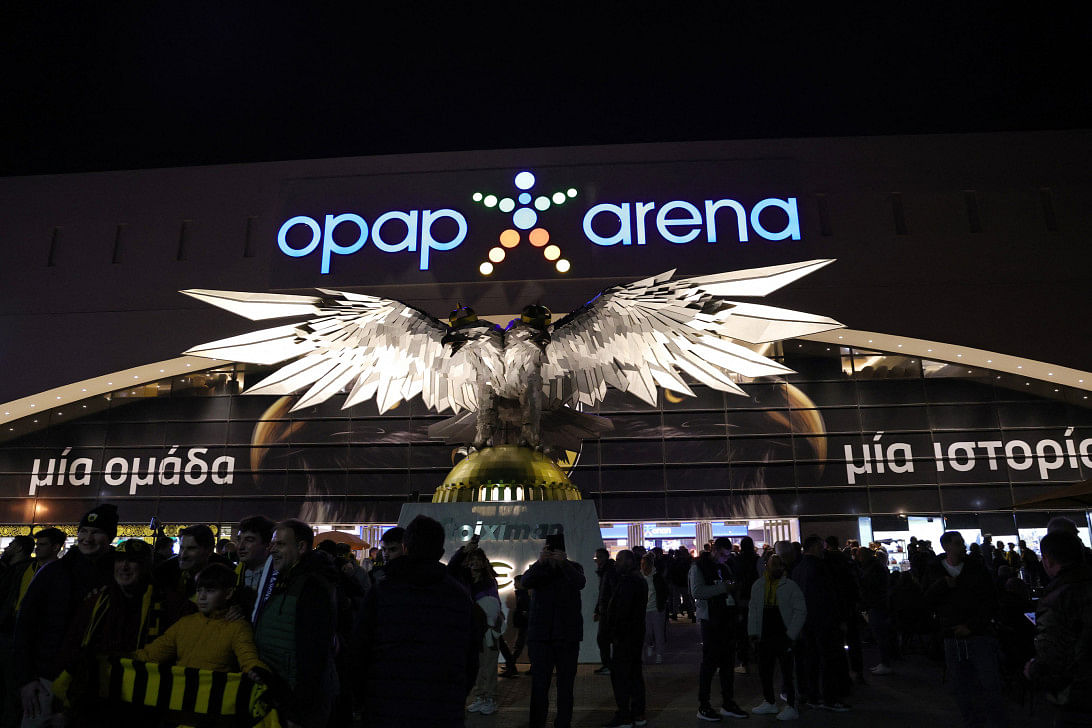 Greece bans spectators at top-flight matches for two months0