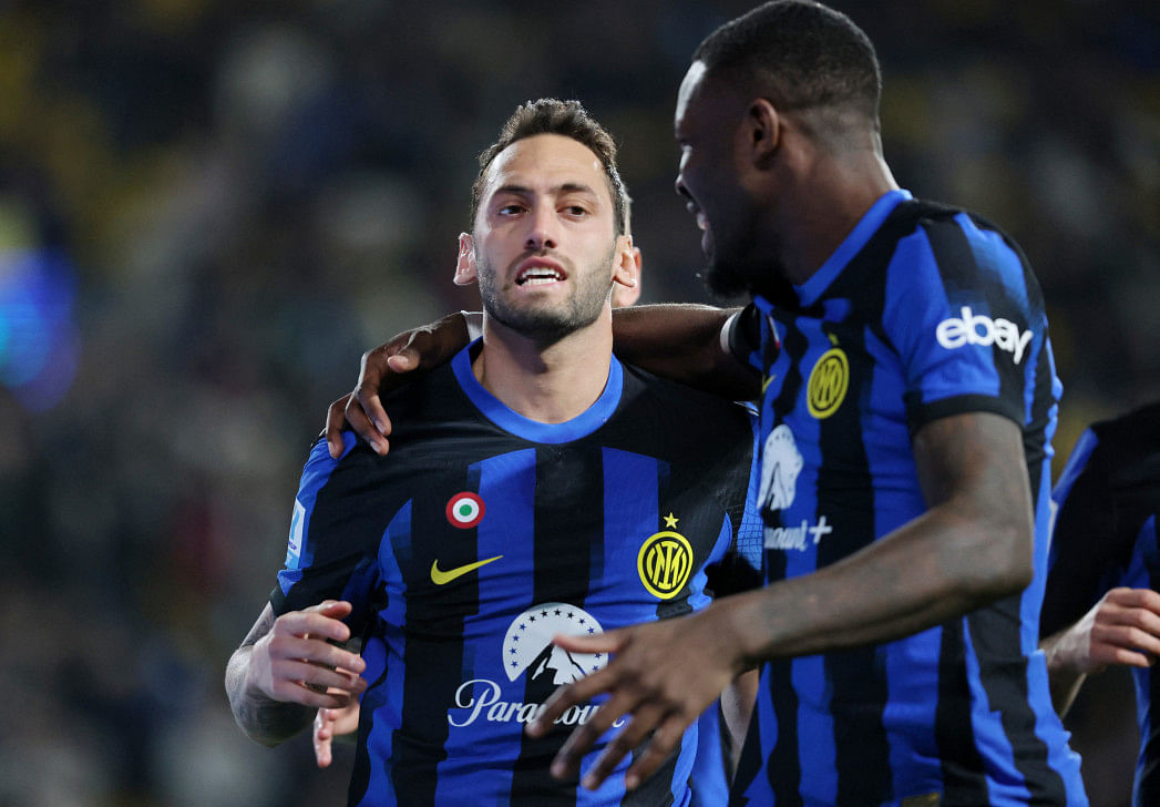 Inter sweep past lazio to reach italian super cup final0