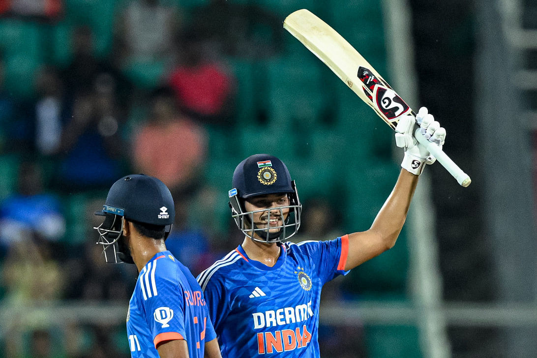 Jaiswal, kishan help india to 235-4 against australia 0