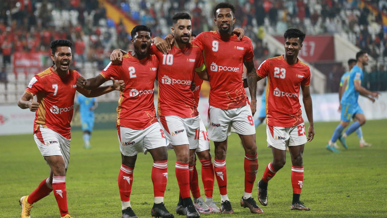 Kings, mohammedan set up final clash 0