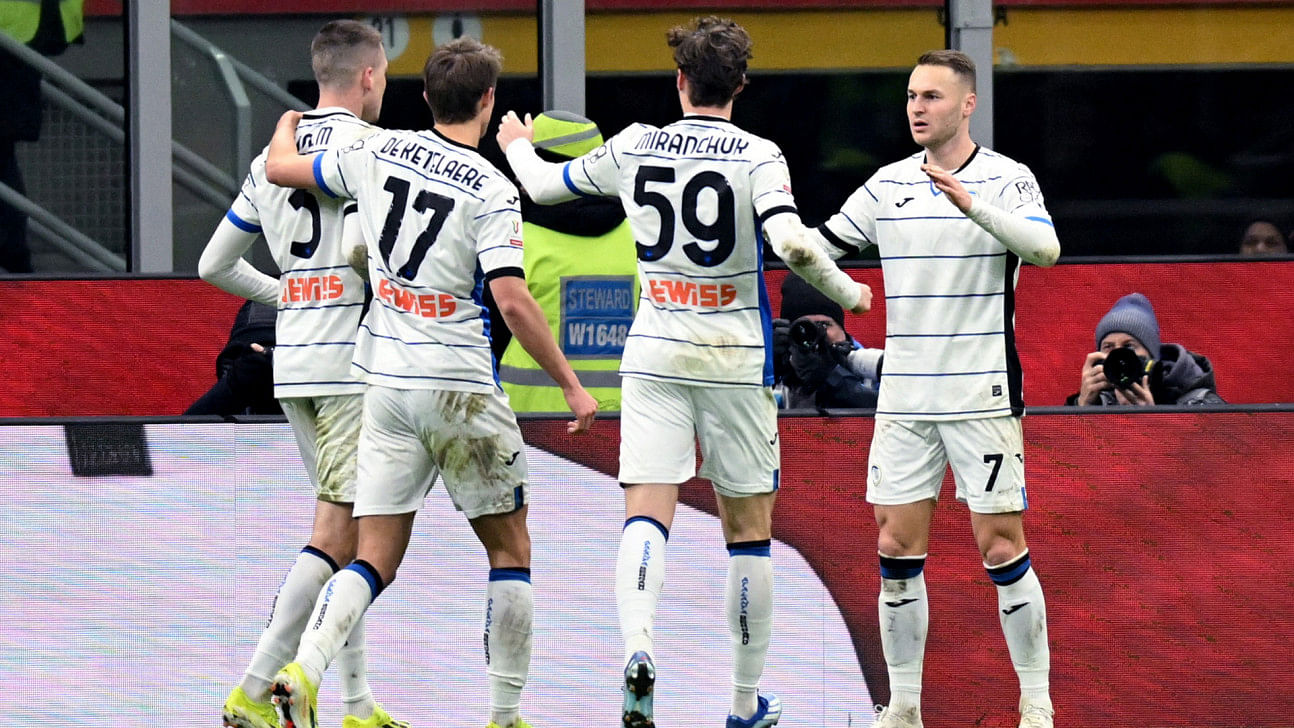 Koopmeiners brace fires atalanta past milan into italian cup semis0