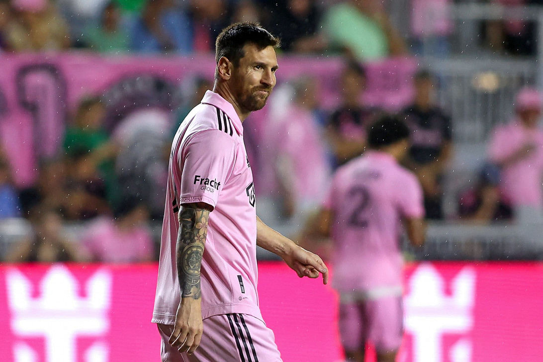 Messi tickets in hong kong snapped up in under an hour0