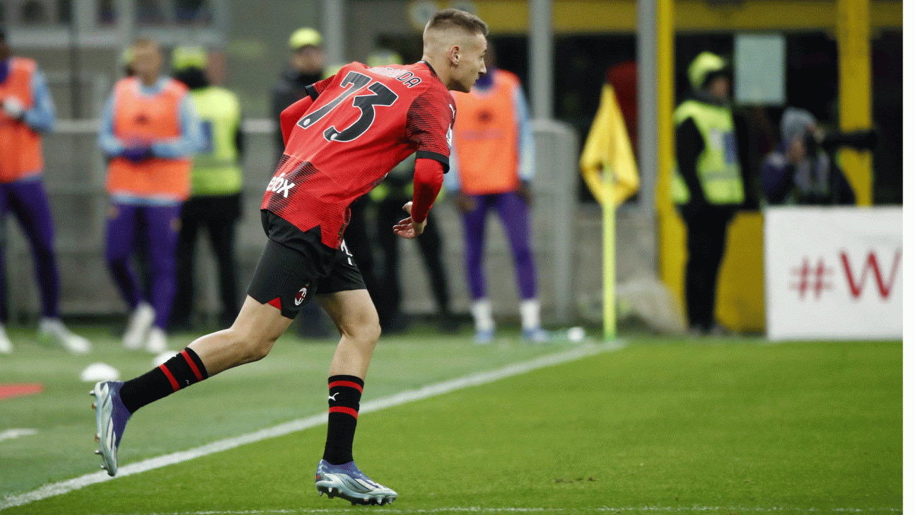 Milan's camarda becomes serie a's youngest player0