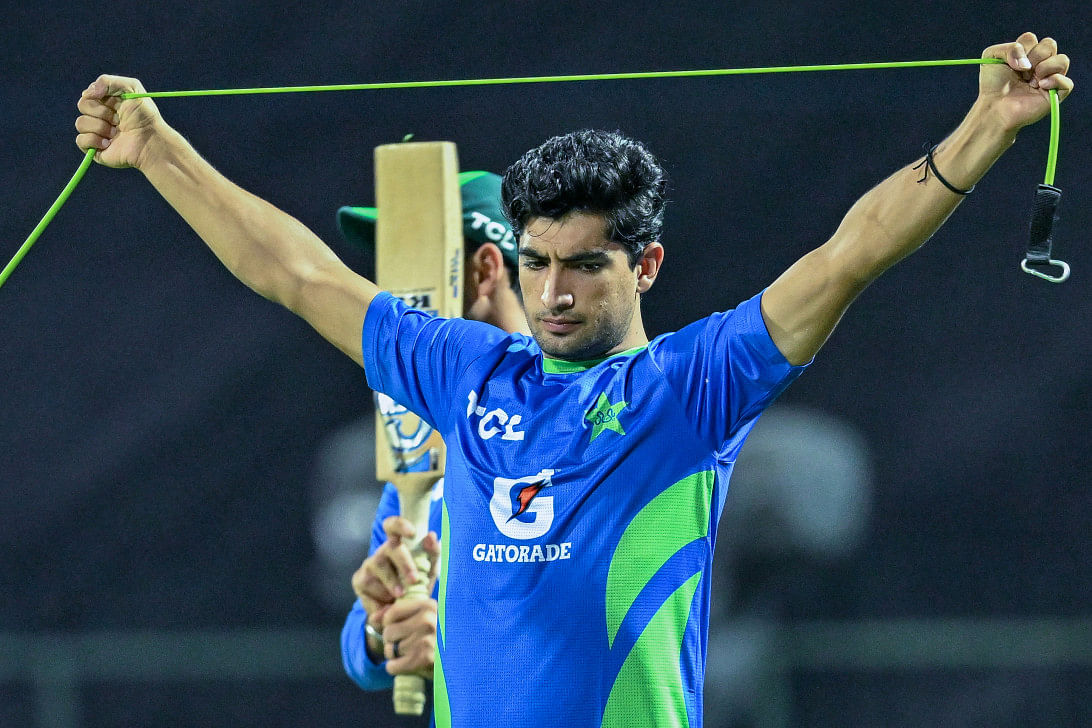 Naseem out of asia cup with injury0
