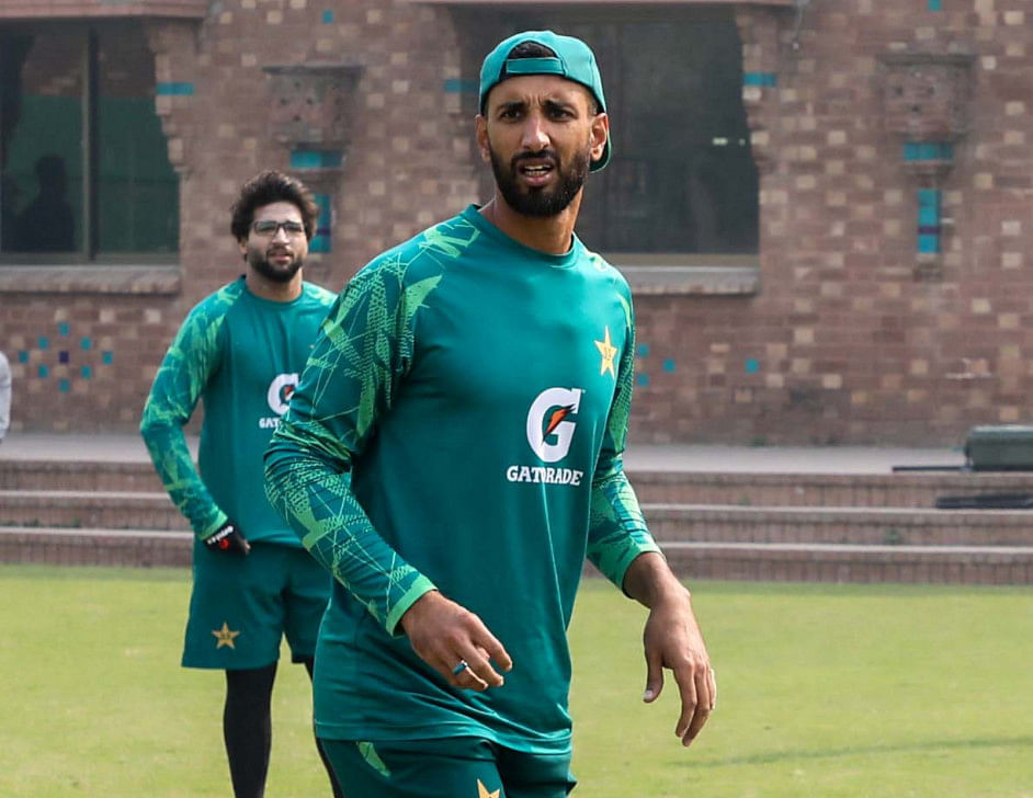 New skipper masood wants pakistan to 'change history' on australia tour0