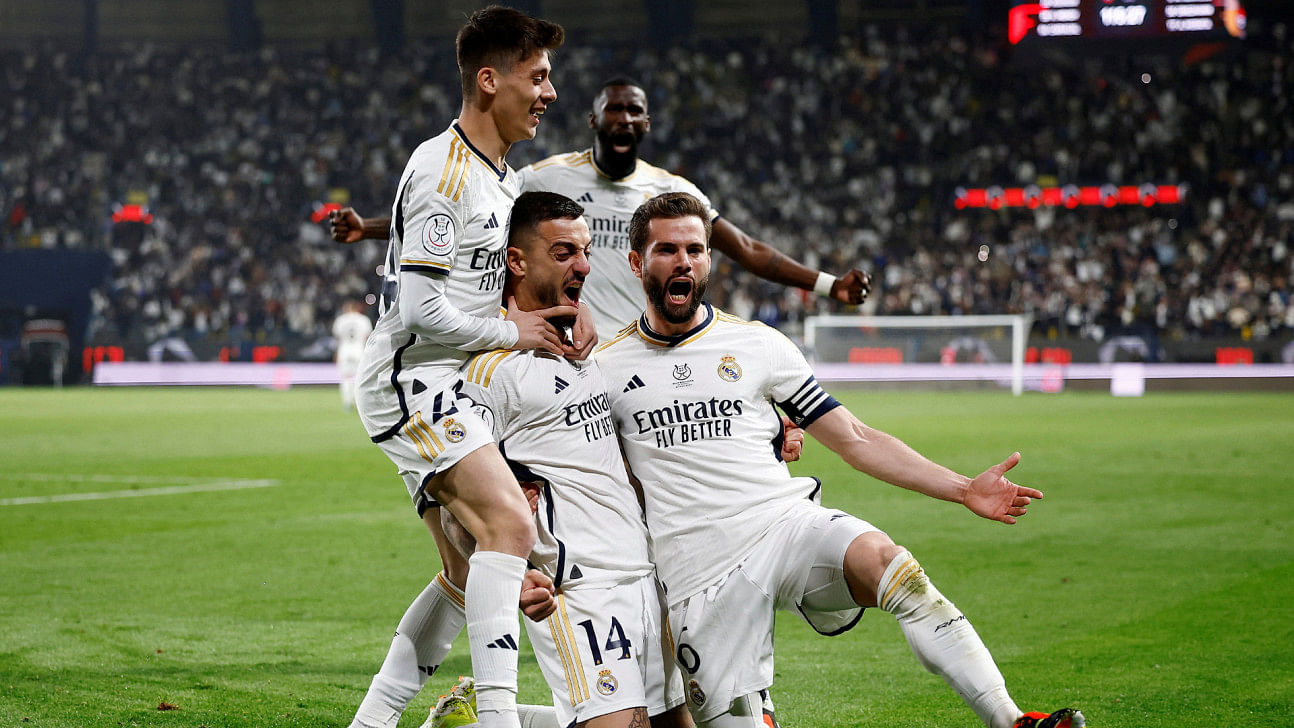 Real madrid edge atletico 5-3 to reach final0