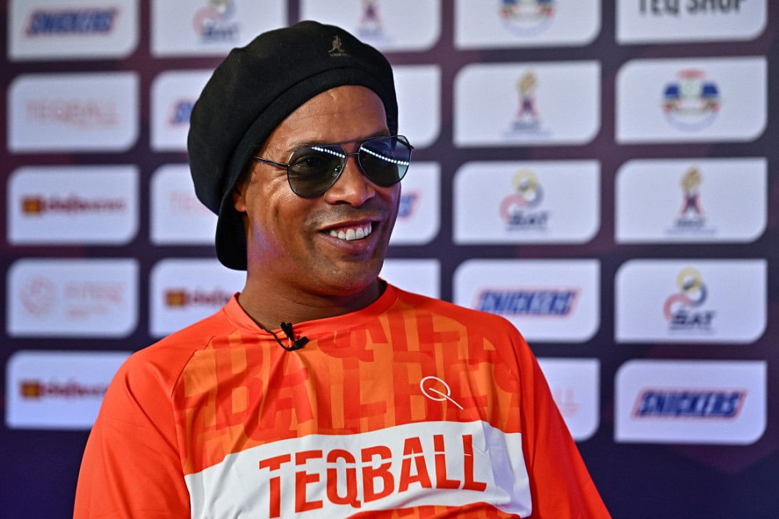 Ronaldinho says mbappe could win ballon d'or with psg0