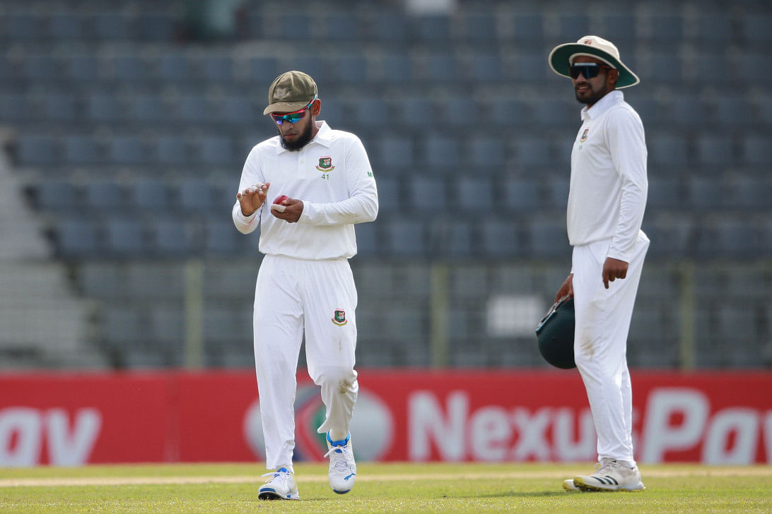 Shanto shows captaincy mettle0