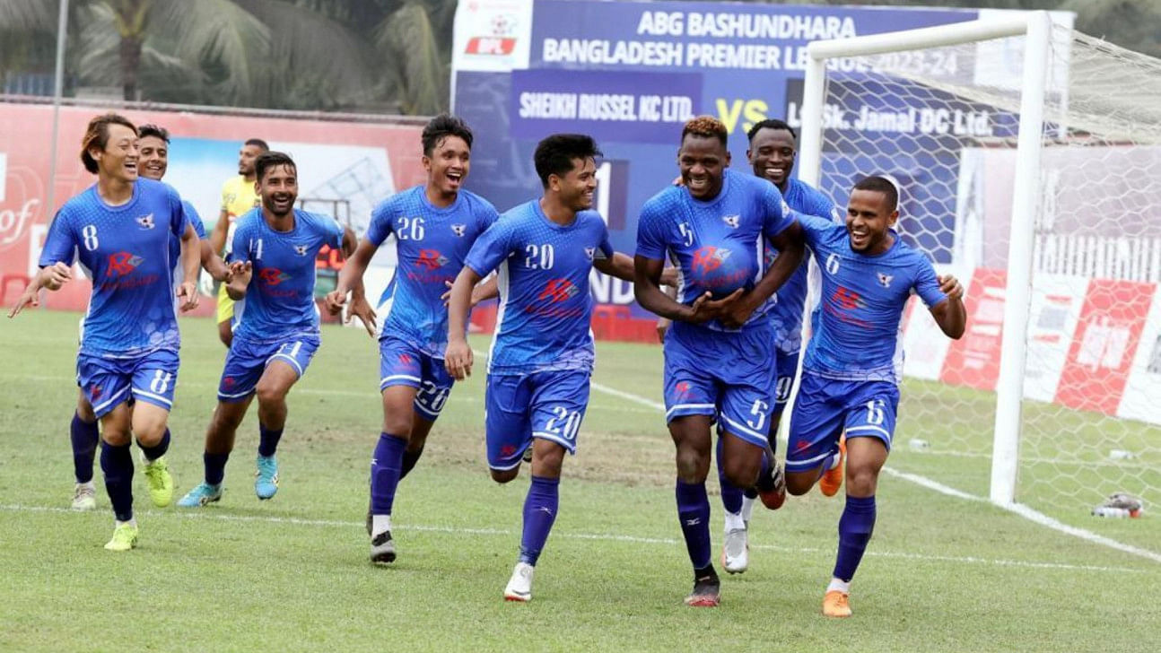 Sheikh russel prevail against 10-man sheikh jamal0