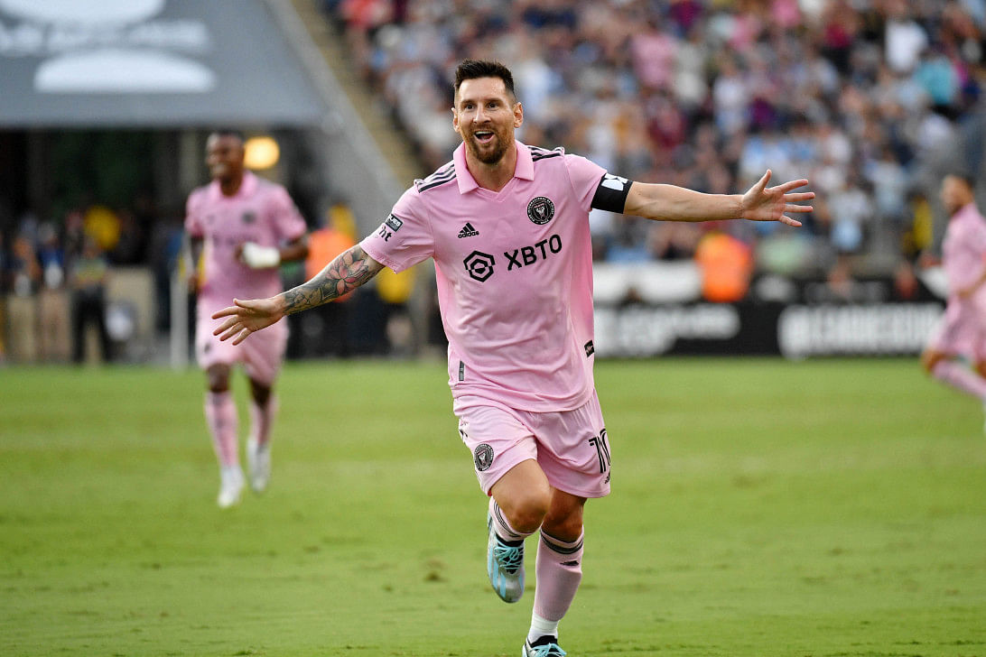 Striking la hotel workers ask 'the great lionel messi' to stay elsewhere 0