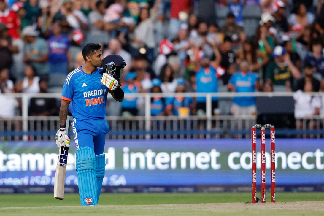 Suryakumar thrashes ton as india level series in south africa0