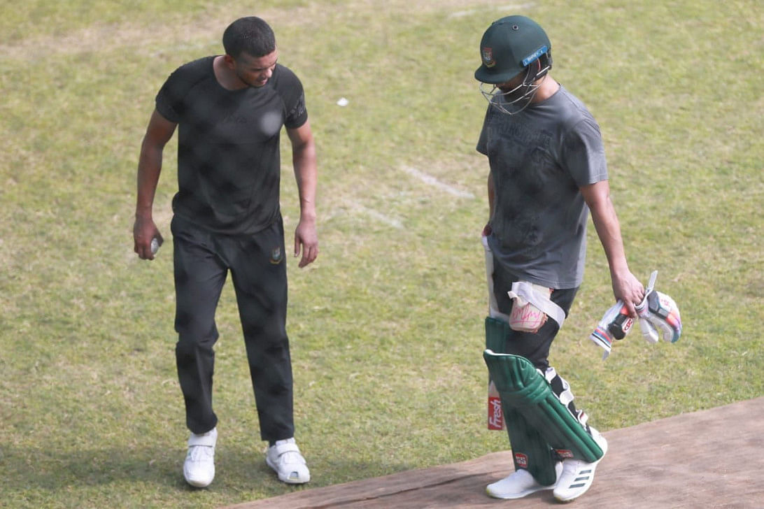 Tamim doing 'fine' after injury scare 1 Tamim doing 'fine' after injury scare 0